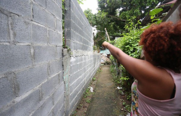 Moradores levantaron un muro donde los pandilleros ingresaron.