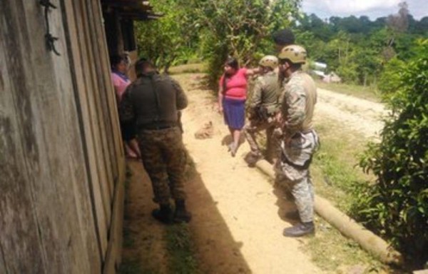 Fue a cobrar un dinero en la frontera y se lo tragó la tierra