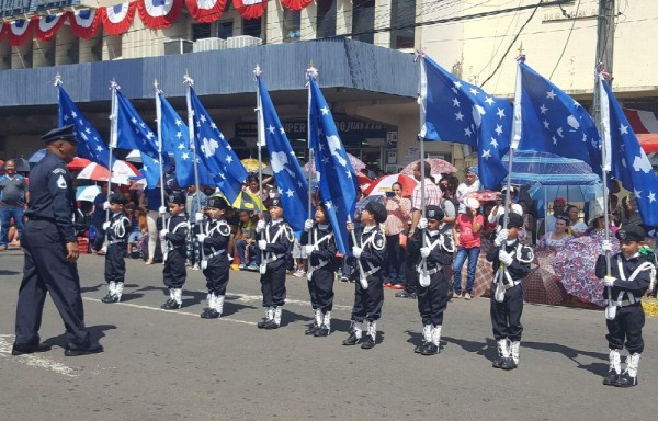 Hubo un lucido desfile.