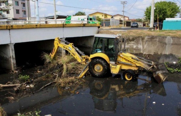 Piden mitigar riesgos de inundaciones en la provincia de Panamá y seguir las recomendaciones.