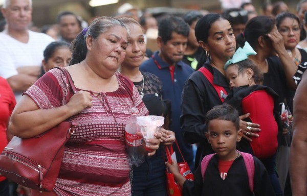 Don Bosco fue venerado con fervor y una alfombra de sal