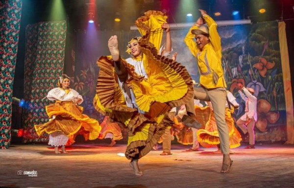 En tres países gozarán con el folclore panameño
