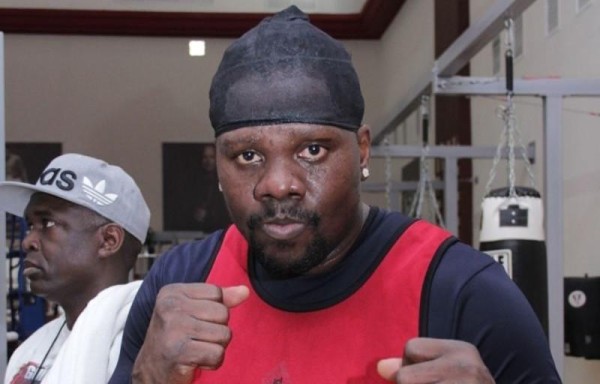 El boxeador panameño Guillermo ‘El Felino’ Jones sigue esperando el resultado.