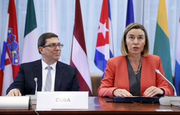 ‘Estamos empezando a escribir un nuevo capítulo juntos'. FEDERICA MOGHERINI Jefa de política exterior de la unión europea