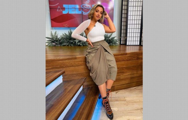 Alexa se despide de Jelou, se muda para Londres