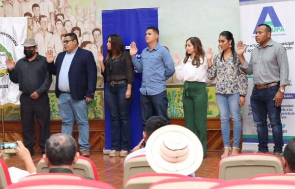Juramentan juntas de planificación en Veraguas