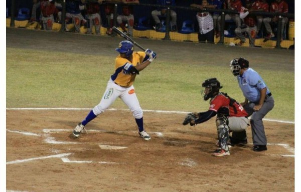 Acción en el Estadio Justino Salinas.