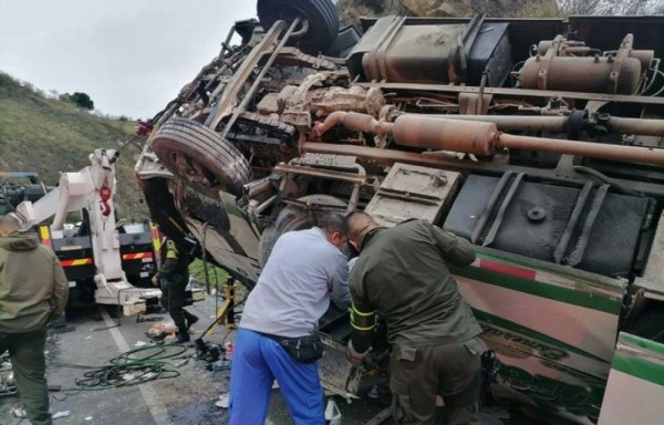 20 fallecidos deja un accidente de tránsito en el suroeste de Colombia