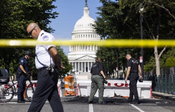 Se desconoce las razones del suicidio.