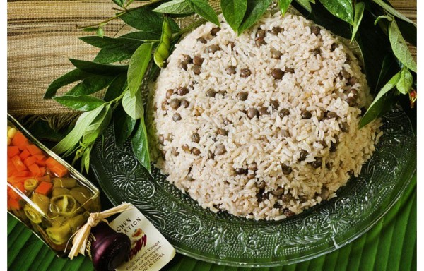 Arroz con guandú y coco