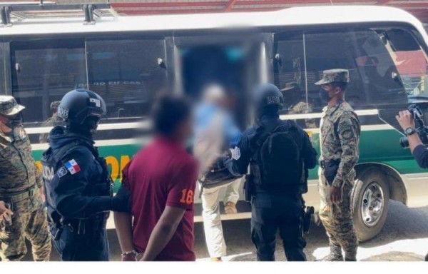 Detención provisional para cinco personas por presunto tráfico de migrantes