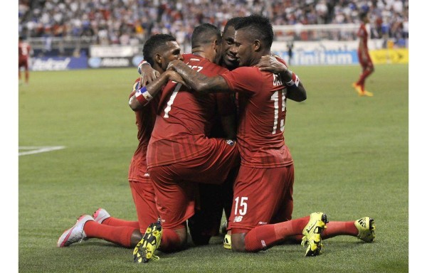 La selección rezó y celebró al enterarse del triunfo de Jamaica y la clasificación.