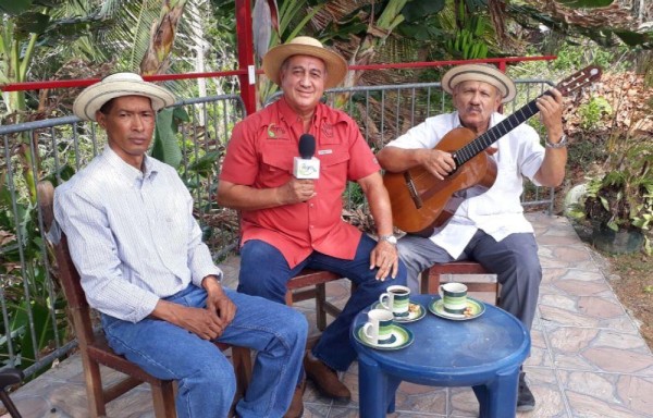 Participó en diversas entrevistas.