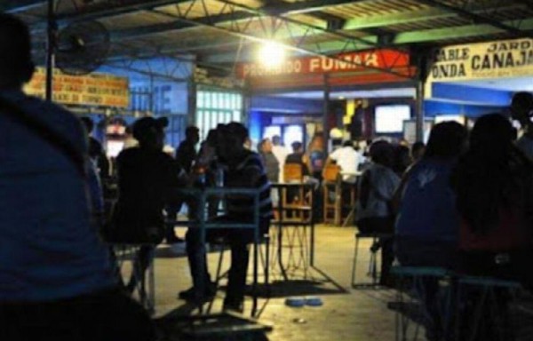 Atraviesan momentos complicados.