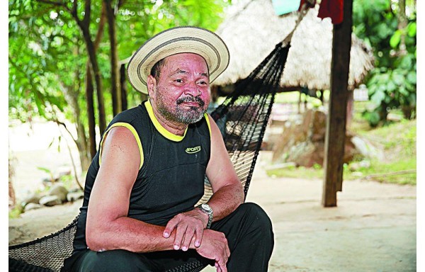 Prudencio espera la visita de sus amistades en La Mesa.