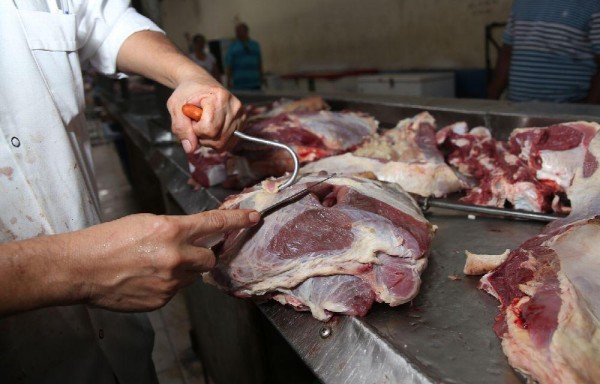 Carne molida pasó de $2.00 a $2.15 la libra.