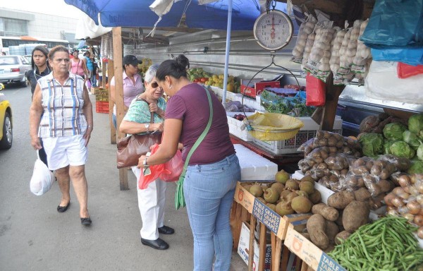 Catorce extranjeros se mantienen en este lugar.