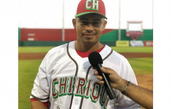 Xavier Quiroz realizó el juramento.