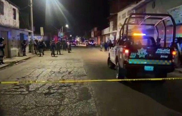 Masacre en un bar: 12 acribillados en México