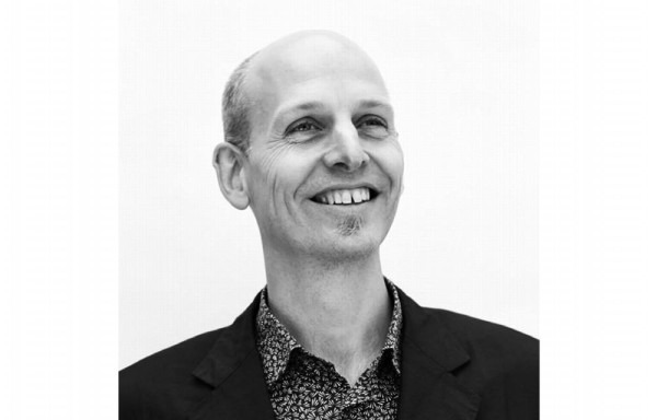 Edificio colgará desde el espacio