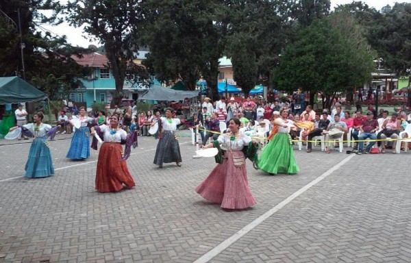 Al evento vendrán unos 75 bailarines de Hungría, Colombia y México.