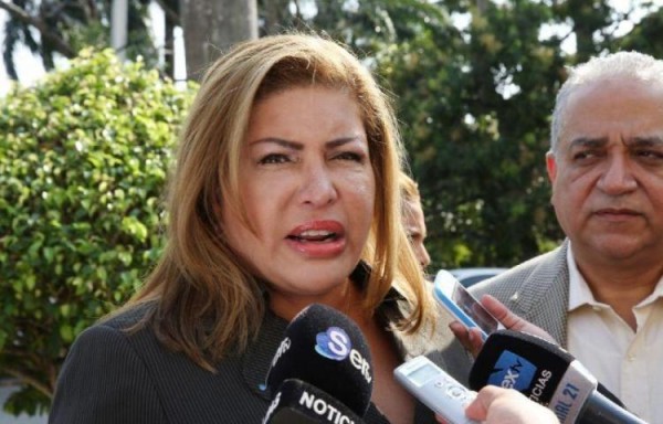 Exministra Alma Cortés enfrentaría condena de 32 meses de prisión