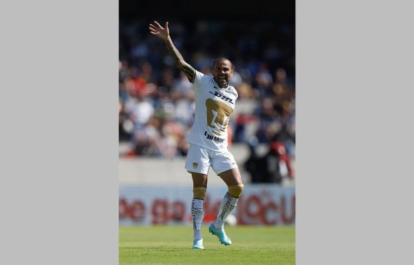 Dani Alves en problemas.