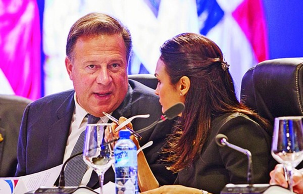 Varelaleaks filtró conversaciones por chat.