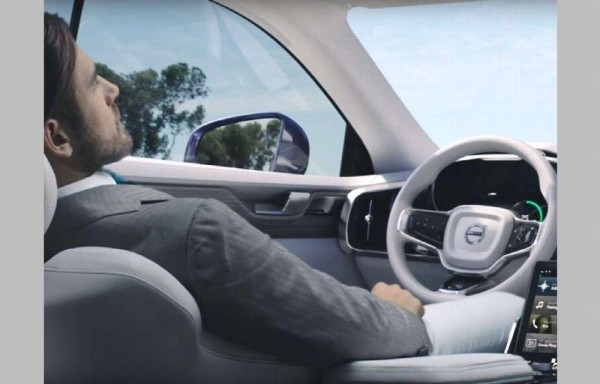 ¿Vehículos autónomos? Solo un 12 % de automovilistas de EEUU. confía en estos carros