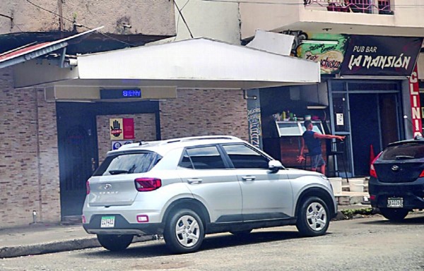 Las cantinas cerca de todo: urbanismo vs suciedad