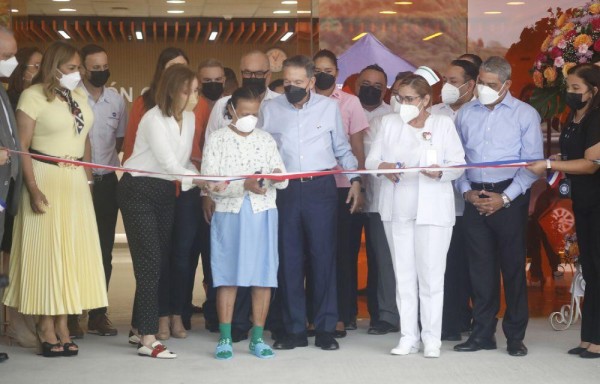 Los edificios inaugurados cuentan con tecnología de punta y son los más avanzados de la región.