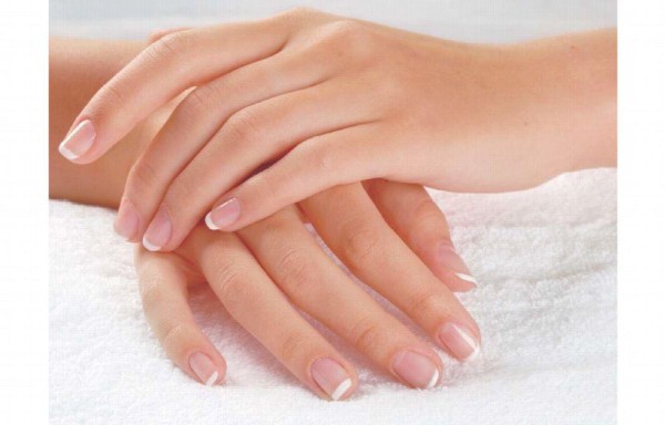 Para incrementar el crecimiento de tus uñas, simplemente debes realizar algunos cambios en tu vida cotidiana.