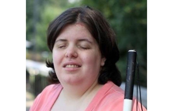 Quería ser ciega y le cumplen su deseo