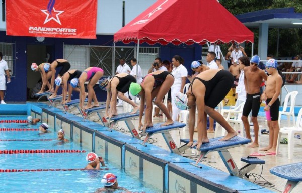 Cinco países están viendo acción en el Campeonato Centroamericano.