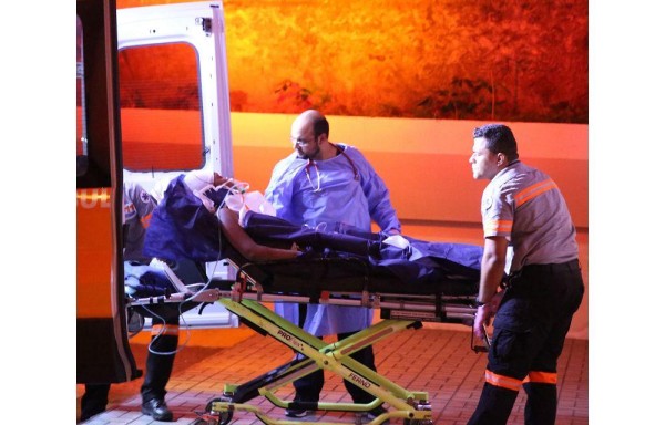 Casei Elizabeth Morgan, de 18 años, lucha por su vida.