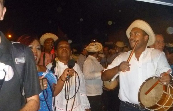 El ritmo pegajoso del tamborito atrae a miles de visitantes nacionales y extranjeros