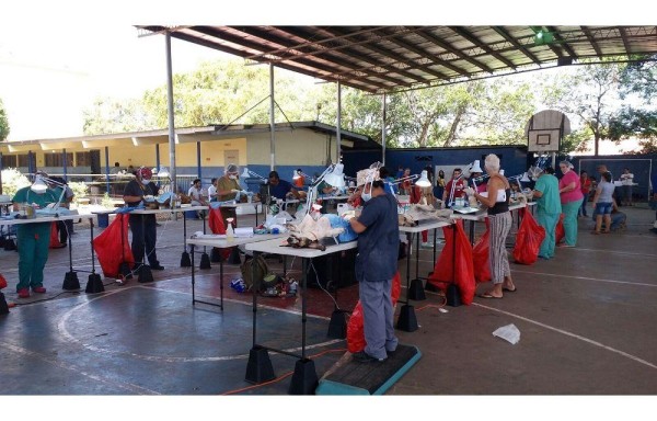 MÁS DE 200 GATOS Y 250 PERROS FUERON ESTERILIZADOS | Spay Panamá llevó a cabo en la ciudad de Las Tablas, en Los Santos, una jornada masiva de esterilización para perros y gatos, para evitar la proliferación y el abandono de estos animales en las calles de los poblados, causando incomodidad entre los habitantes.