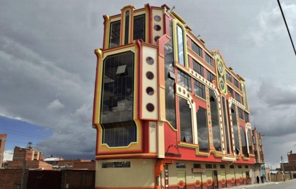 Transformers inspiran en La Paz