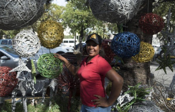 R. Dominicana. Artesanías de la época.