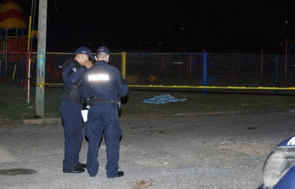 Asesinado en un parque.