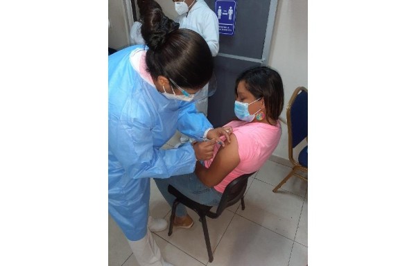 Más de 27 mil personas están en aislamiento por la covid-19