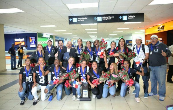 La selección femenina de flag football de Panamá.