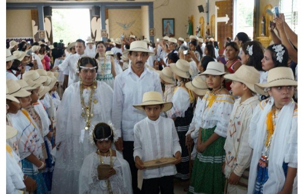 Aris Ávila y Maritsa Moreno unieron sus vidas.