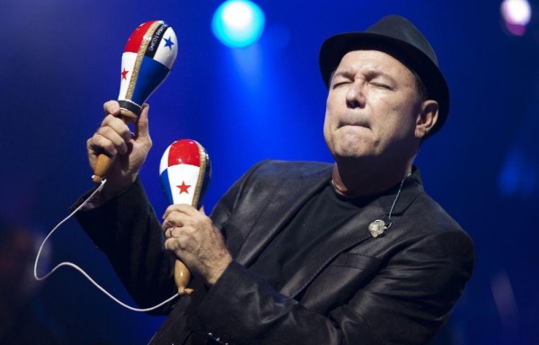 Tiene muchos proyectos.