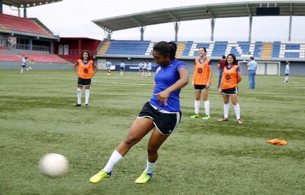 La experimentada jugadora panameña, Marta Cox.