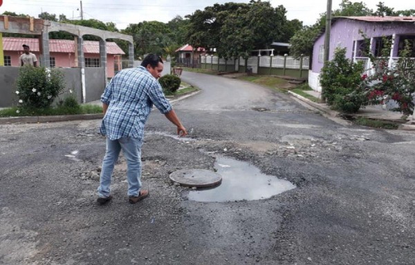Ya no aguantan los malos olores en Ciudad del Futuro
