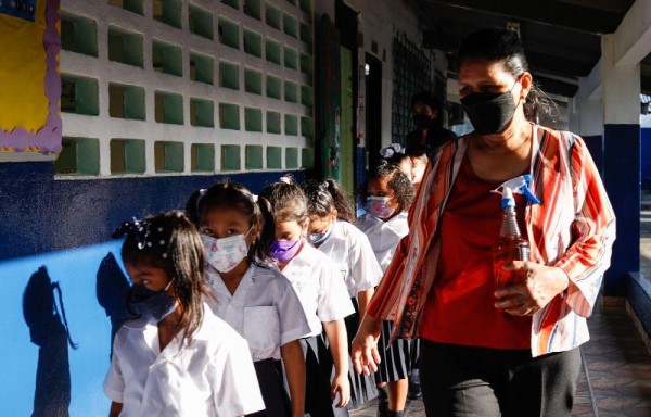 MEDUCA: se tiene un 80% escuelas listas.