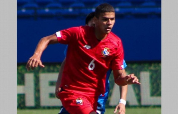 ‘La Rojita' levanta el título de la Dallas Cup