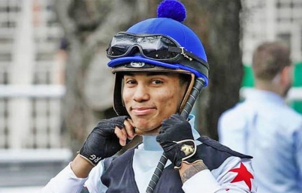 Reylu monta por Panamá