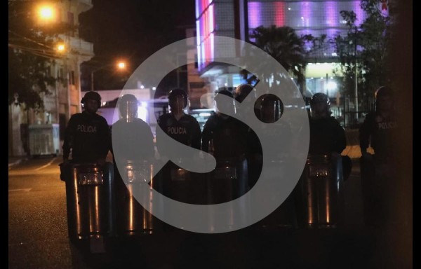 Manifestantes culminan las protestas de manera pacífica 